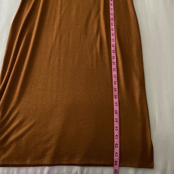 Soft Knit Long Sleeve Midi Dress - Picture 3 of 10